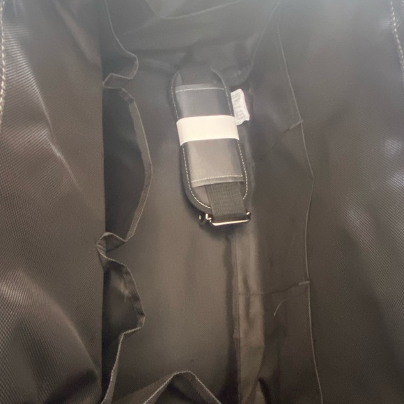 NWT-Swiss Design Black Multi-Pocket Utility Bag - Picture 7 of 7